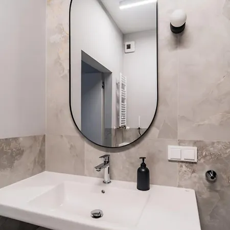 Flatbook - Modern Granaria Ii Daire *