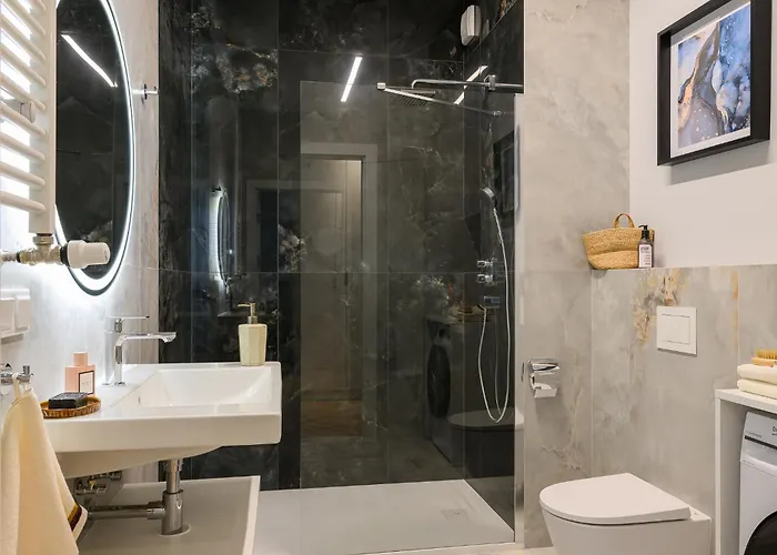 Flatbook - Modern Granaria Ii * Γκντανσκ